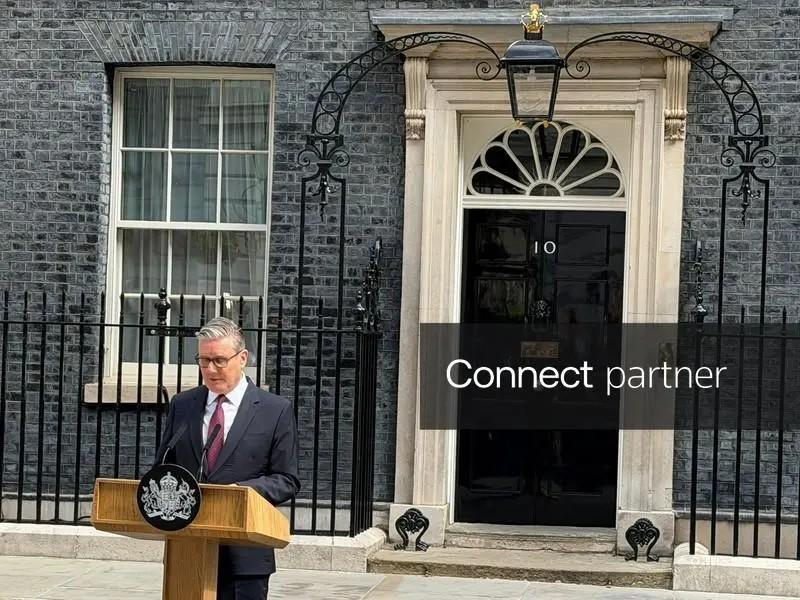 流水的首相，铁打的唐宁街唐宁街10号又要换人了！斯塔默干了一年多，终于扛
