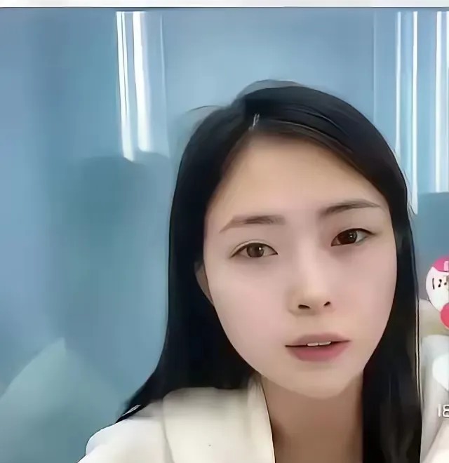 这就是那个大名鼎鼎的杨景媛！！！杨景媛把一个男孩子和他的家庭彻底给毁了，这个伤