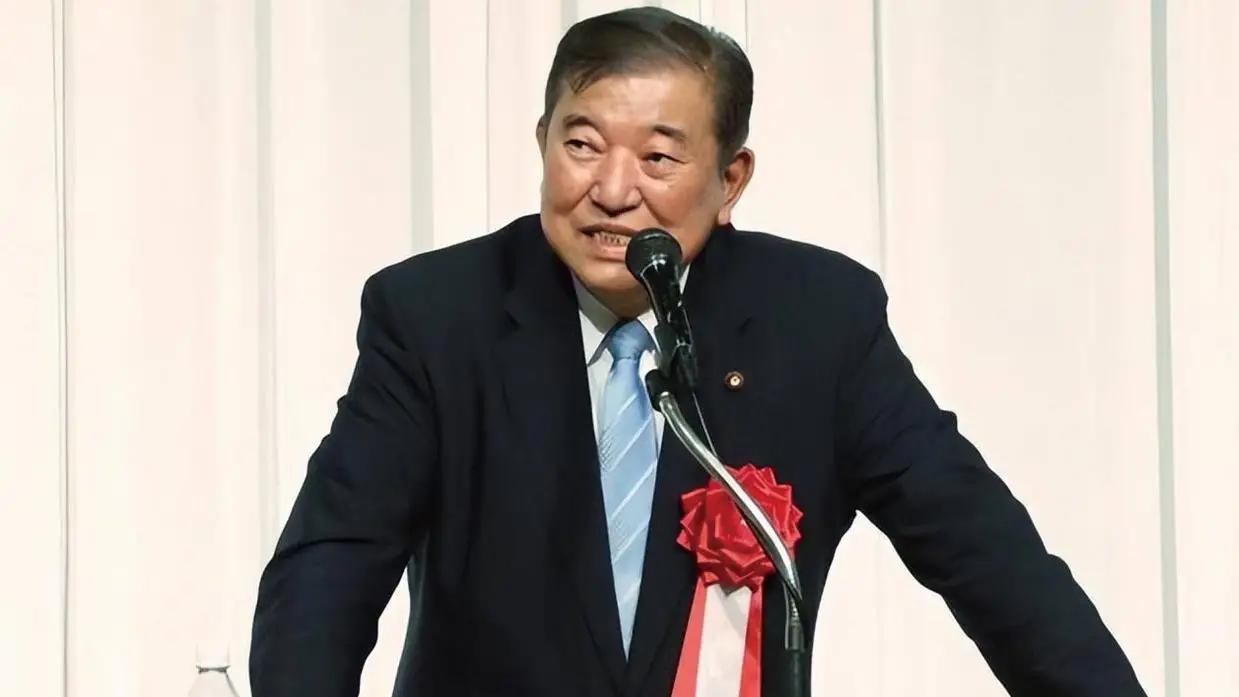 终于有个日本人，把窗户纸给捅破了。他说，日本别再做梦了，再打仗，国家可能就没了。