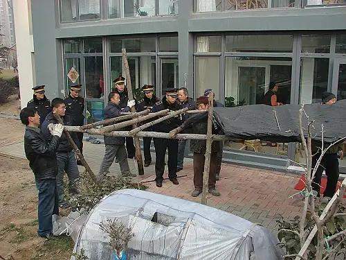 物业撤场=小区瘫痪？别被谣言骗了！社区接手后，这才是真正的“神仙日子”！“物