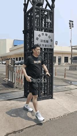 在体总看到新鲜Coco，离看到新鲜莎莎还远么？从世锦赛回来，Coco俩徒弟