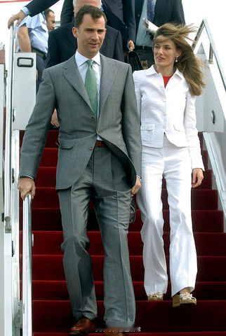 西班牙王室老照片2006年7月12日至14日，当时还是王储夫