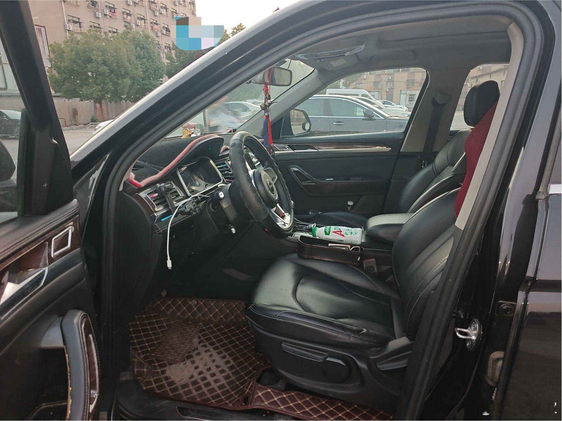 不是不信任国产，看看这辆九年前的众泰，太糟心！前两天验了一台众泰，2017年10