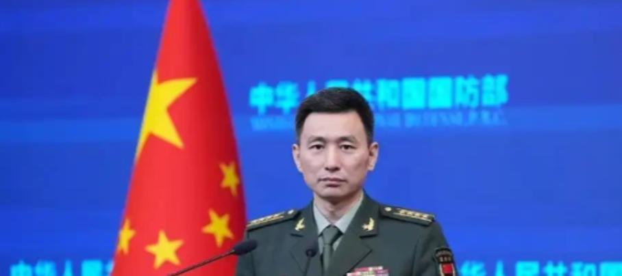 中国应该公开警告任何国家，谁胆敢攻击中国大陆本土目标，无论从哪里发动攻击，中国都