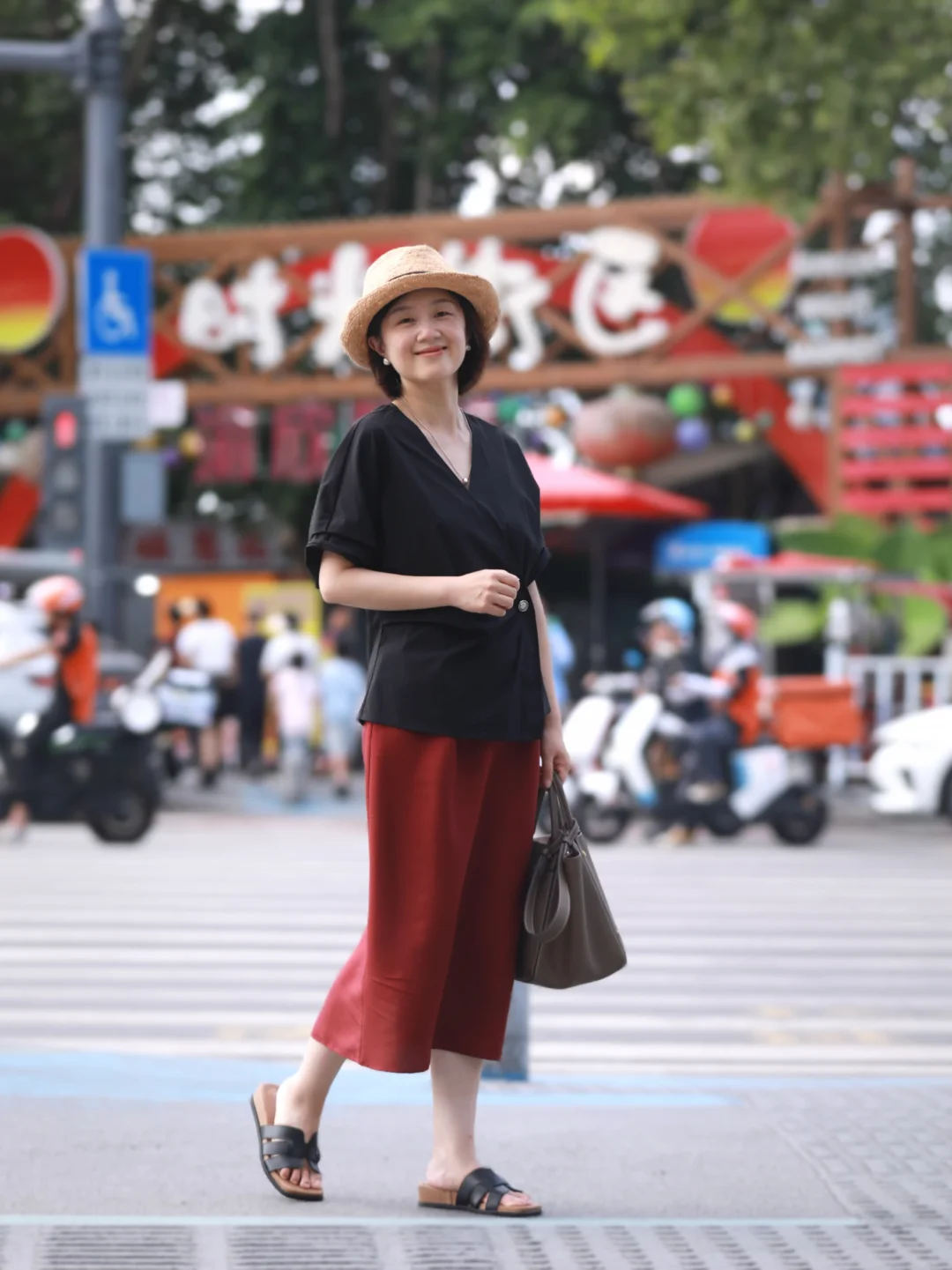40+：是落落大方的好看