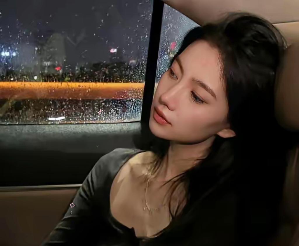 性学家说：“如果男人长年只守着一个情人，从不四处撩妹，女人千万别自作多情。很