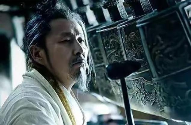 在秦末乱世，