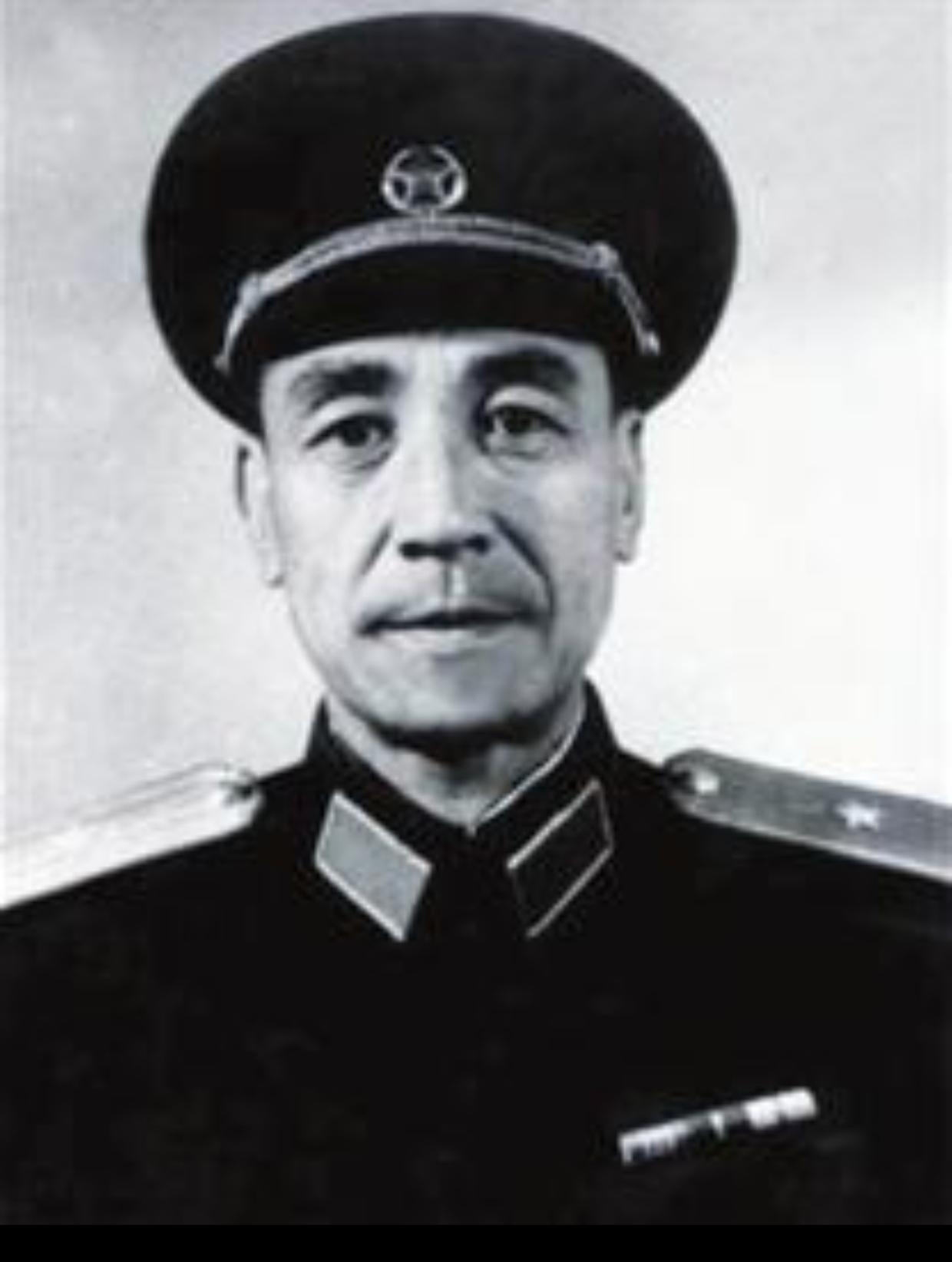 龙书金从连长到司令在渤海军区走出的二十多位开国将军中，龙书金的红军资历