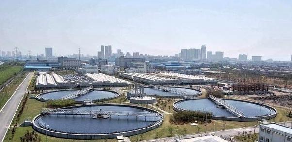 北京每天5700吨粪便，根本没运出五环，它们去了哪？你冲走的不是垃圾，而是城市下