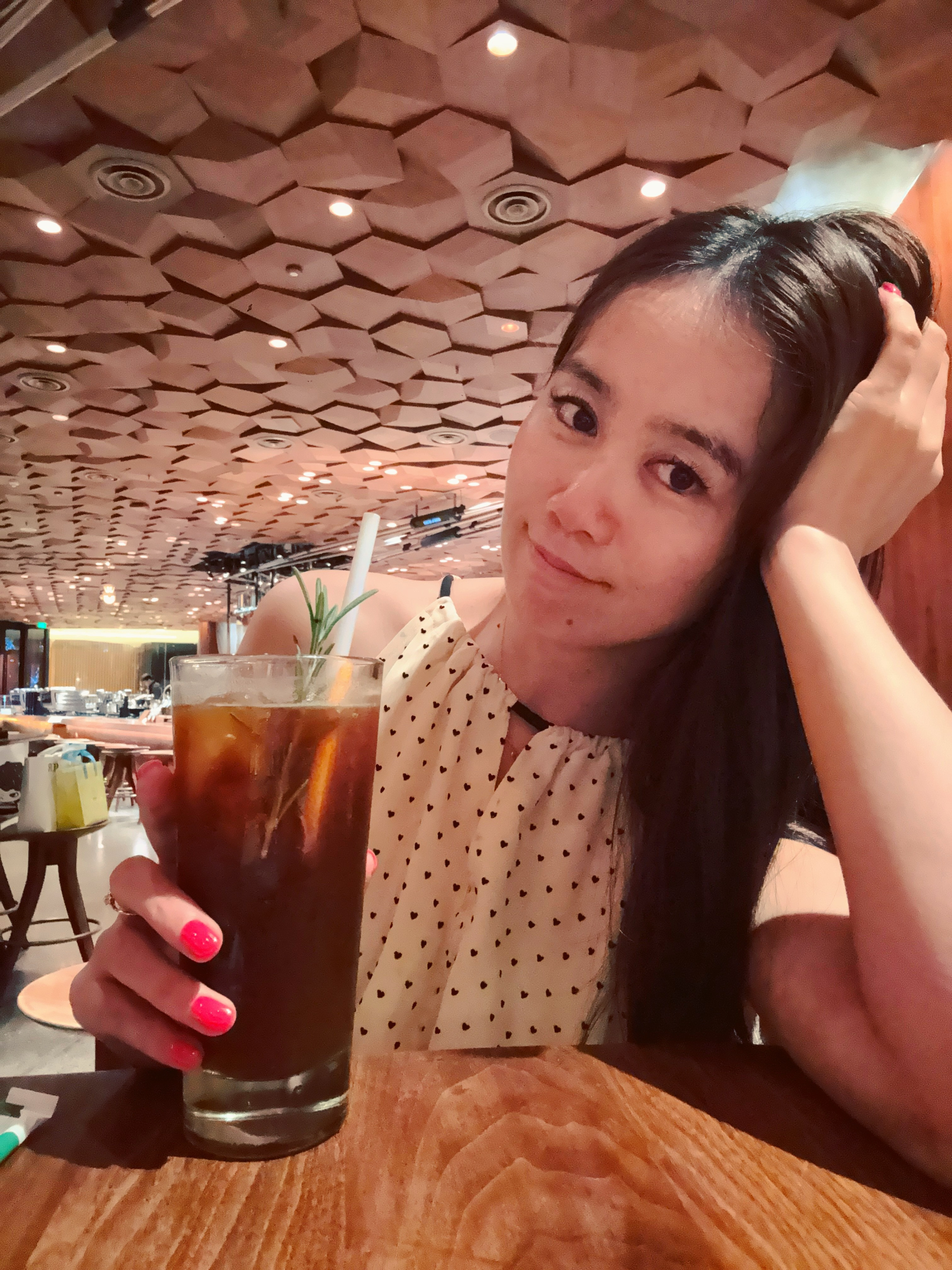 今日晚餐，排骨、鸡肉、菠菜、菜花🥦米饭o一杯长岛冰茶迎接周末我的日常plog