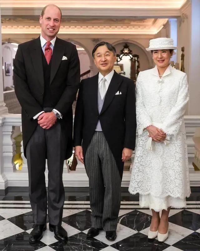 悠仁亲王能否像德仁天皇一样处理好外交关系?能力有限,不过是傀儡罢了。德仁天皇很