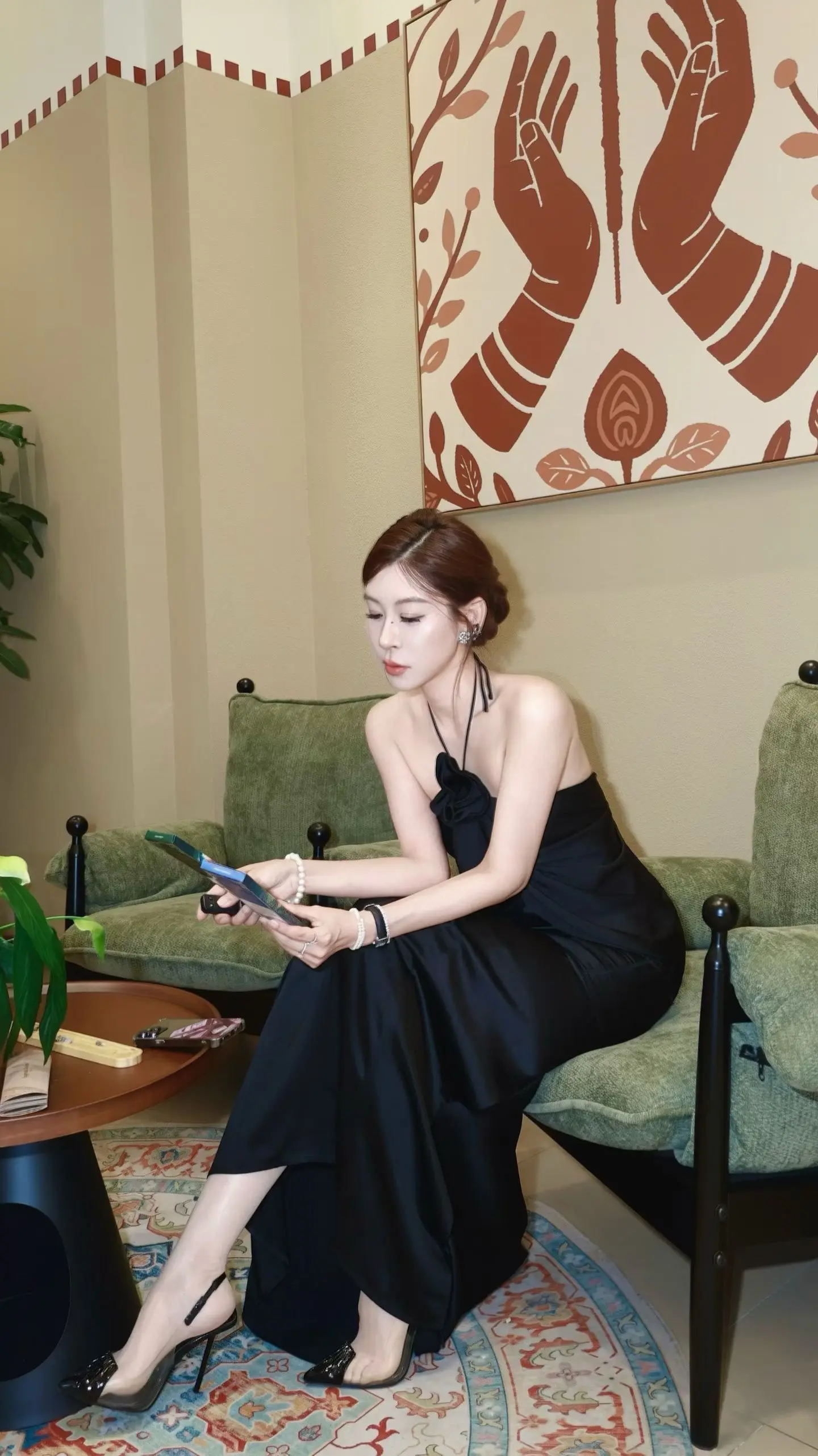 有时候我我也在想人这一辈子图什么。