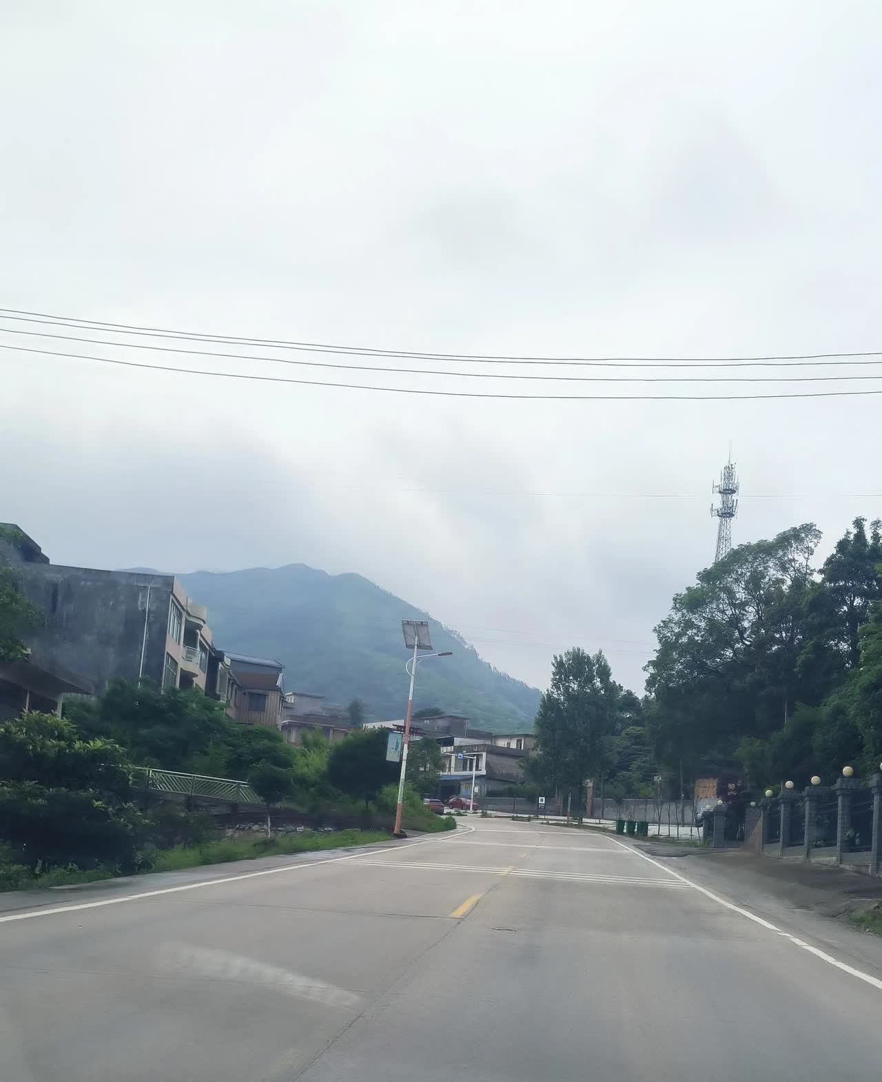 高速的时间成本优势大不？就拿从湖南永州到东莞来说，走高速全程530公里，高速