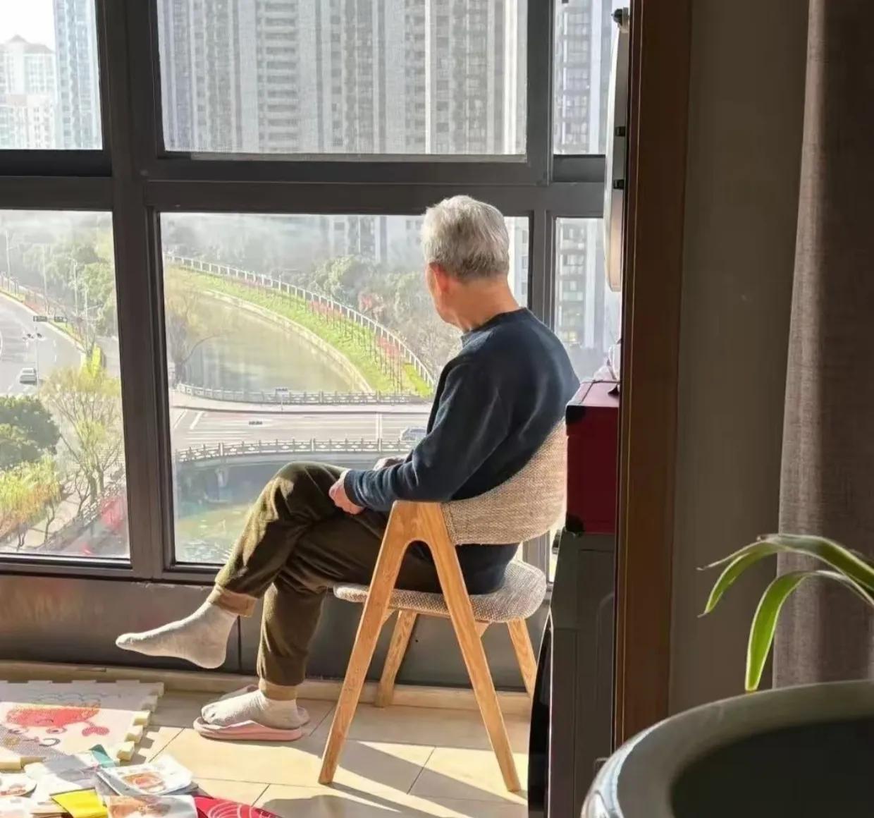 5年前，亲戚28岁的女儿谈了个男朋友，谈婚论嫁时男方说，自家只有能力买100万的