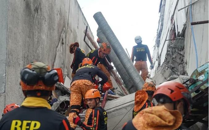 想找中国，菲律宾很难受这次菲律宾发生7.9级地震，不少菲律宾民众第一时间想到了