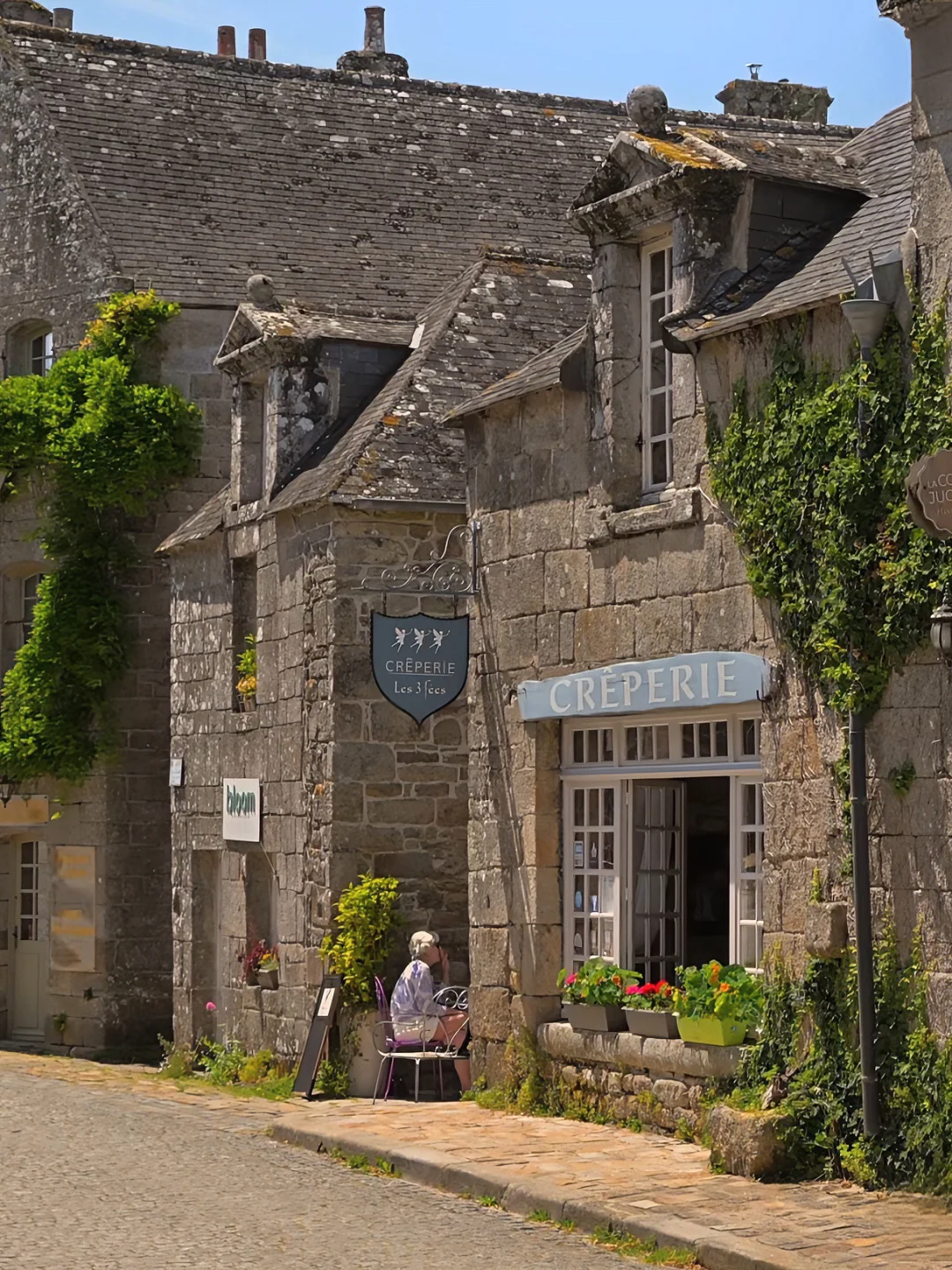 怒推一个法国秘境小镇…💐被美哭了😭