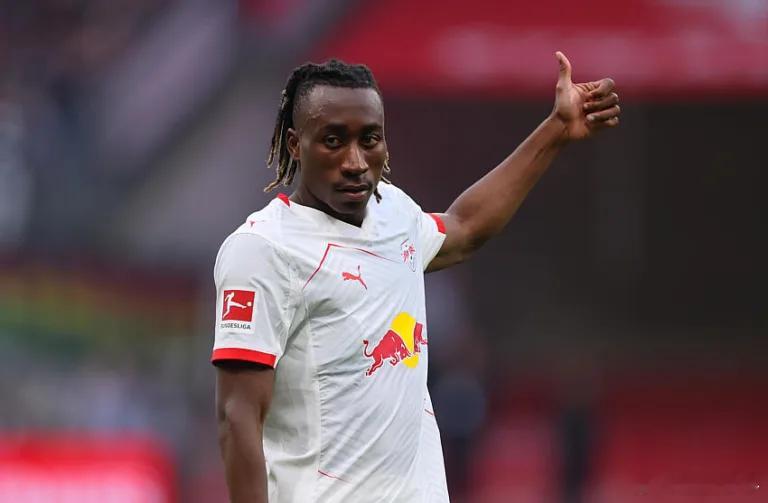 巴黎圣日耳曼不再聘用巴尔科拉，他的接班人已被确定......而且他是科特迪瓦人巴