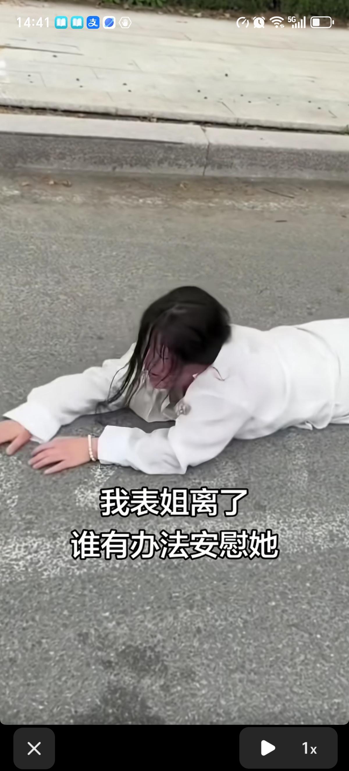 一提到离婚，女人总会比男人更加的不甘心，不是对那个垮脸的老男人有多么的不舍，而是