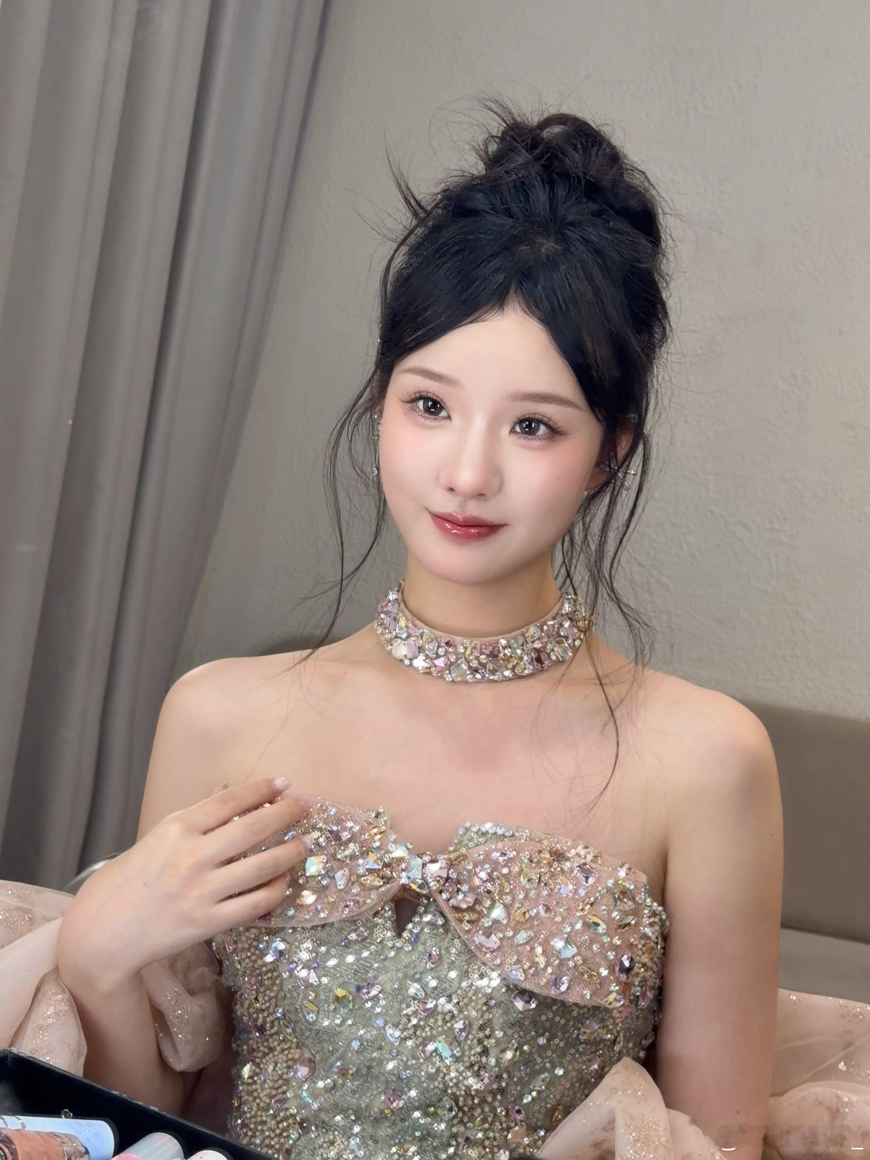 超喜欢这个妆造​​​