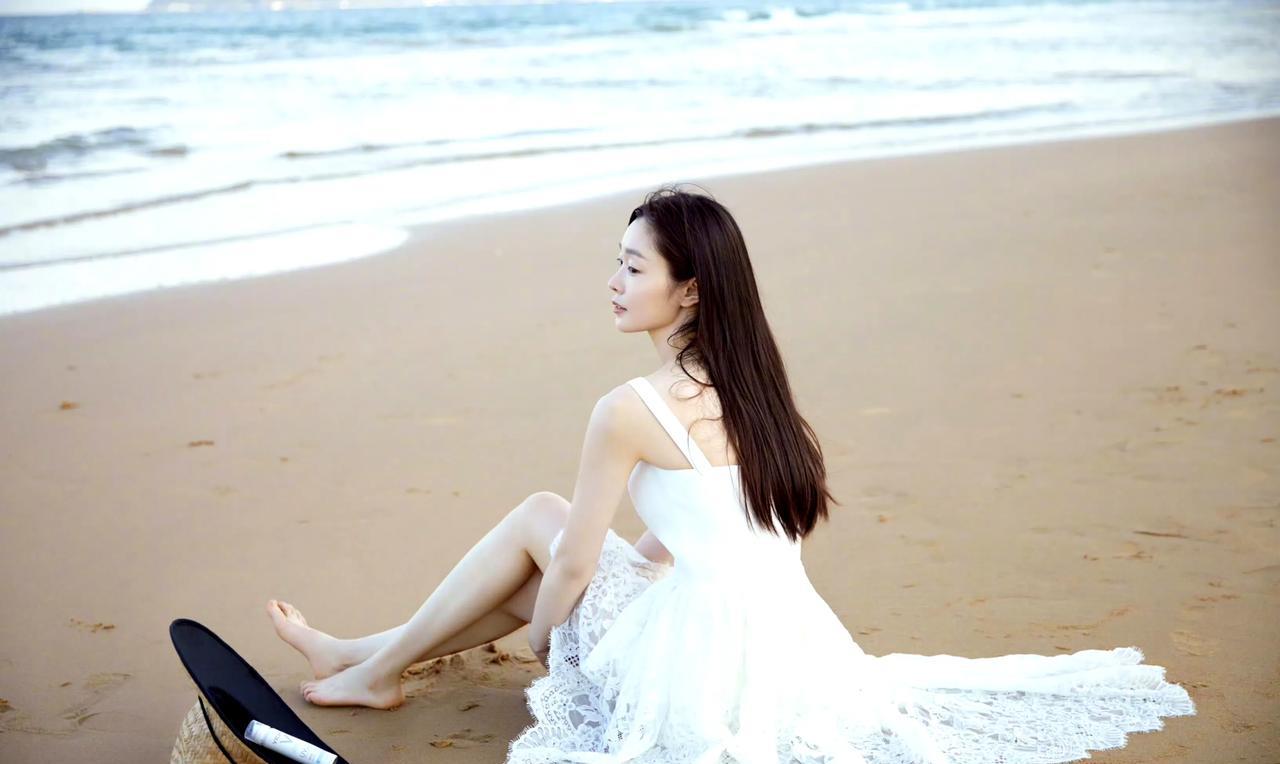 #什么样的女人才叫漂亮#宋轶海滩