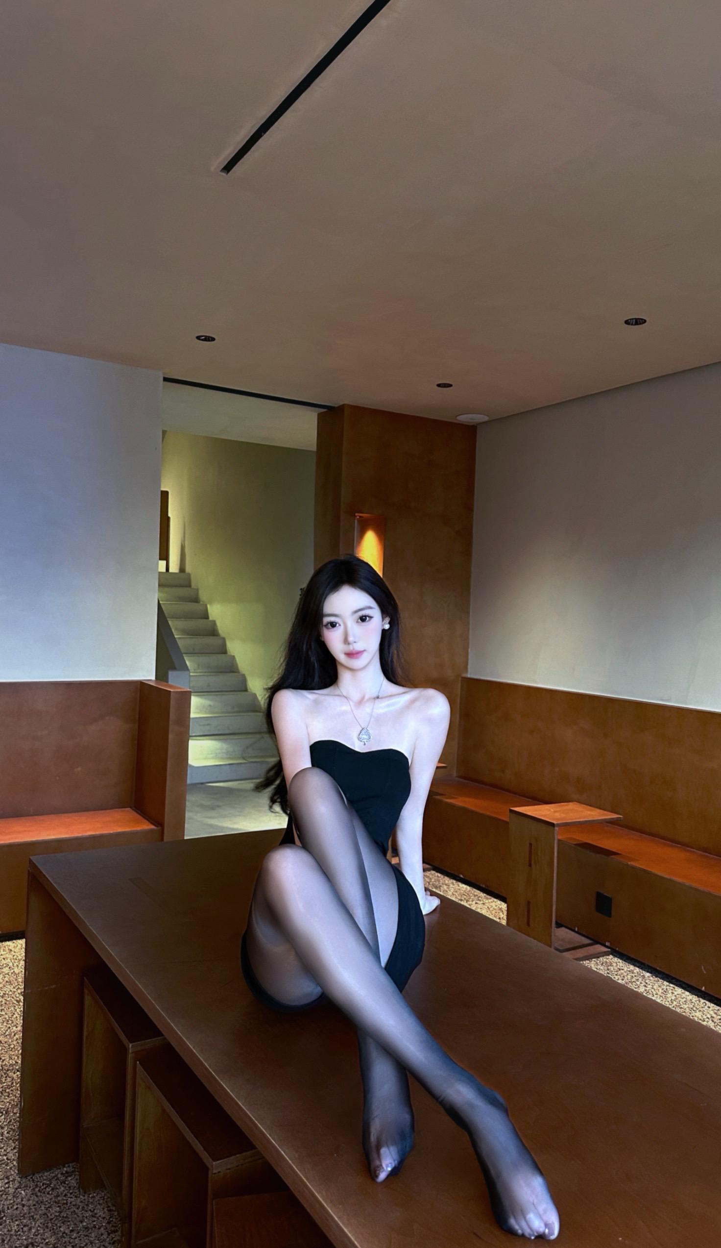 金秘书为何那样
