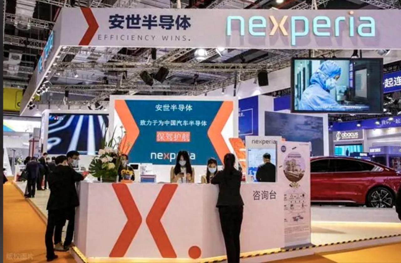 荷兰硬夺中资芯片公司，中国禁令反制，更糟的是：光刻机或遭停产开头就直奔主题：