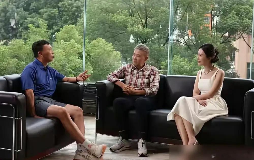 说个内幕：段永平接受完采访，王石送他到电梯口，在进电梯之前，段永平对王石说的最后