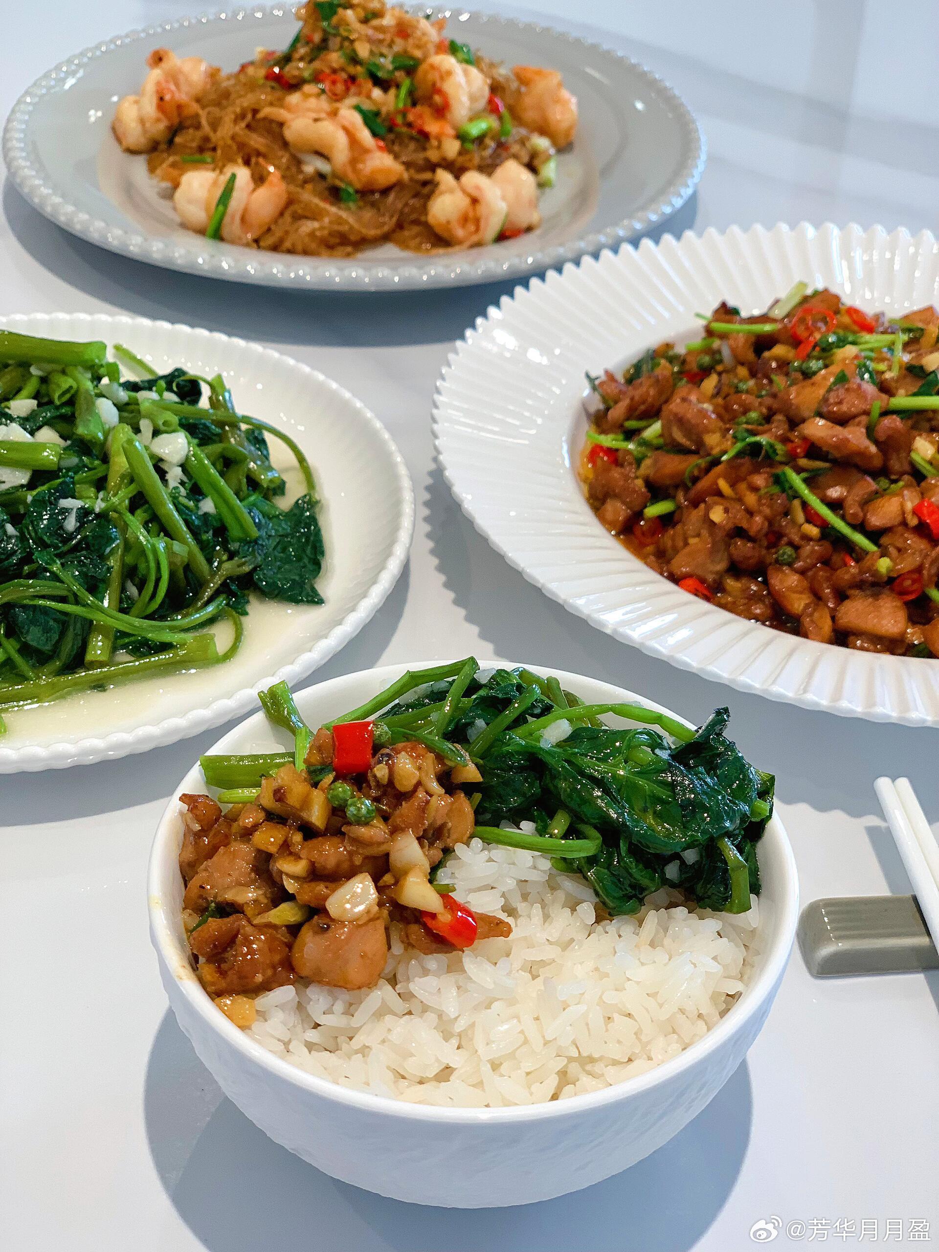 自己做饭，拒绝点外卖～🍚​​​