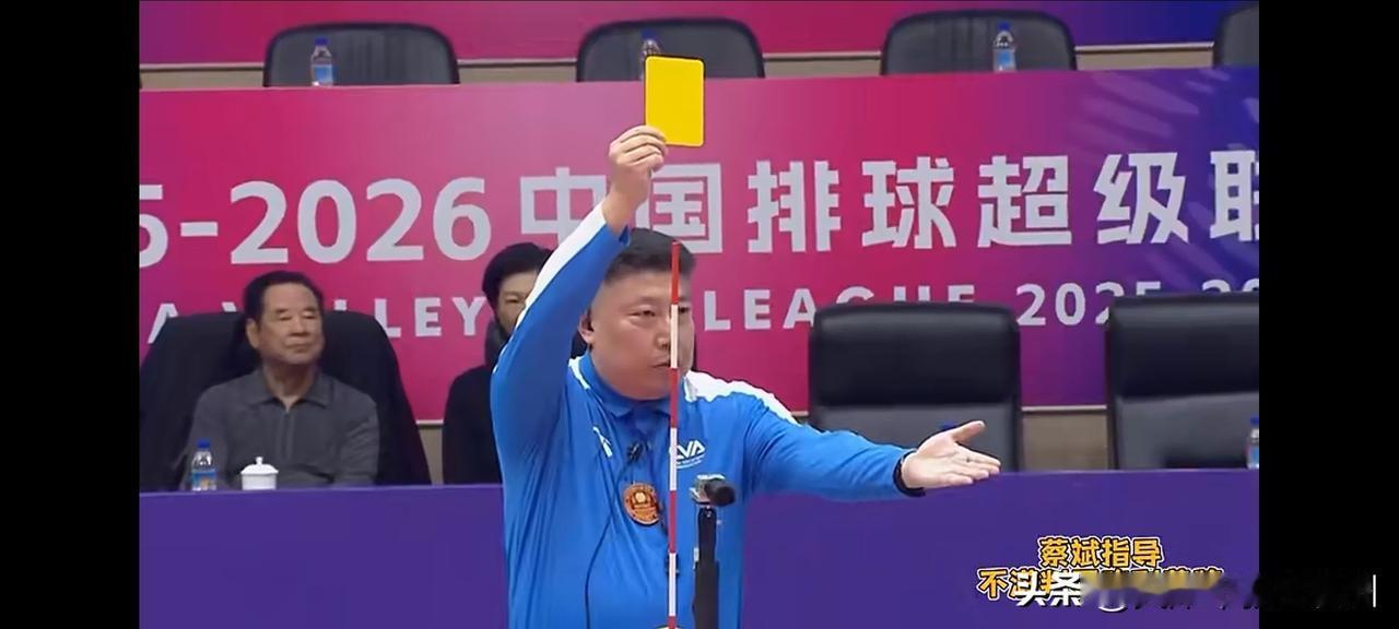 随笔。新组建的国家女排，要想在8月份举行的亚锦赛中，击败日本和泰国，必须召