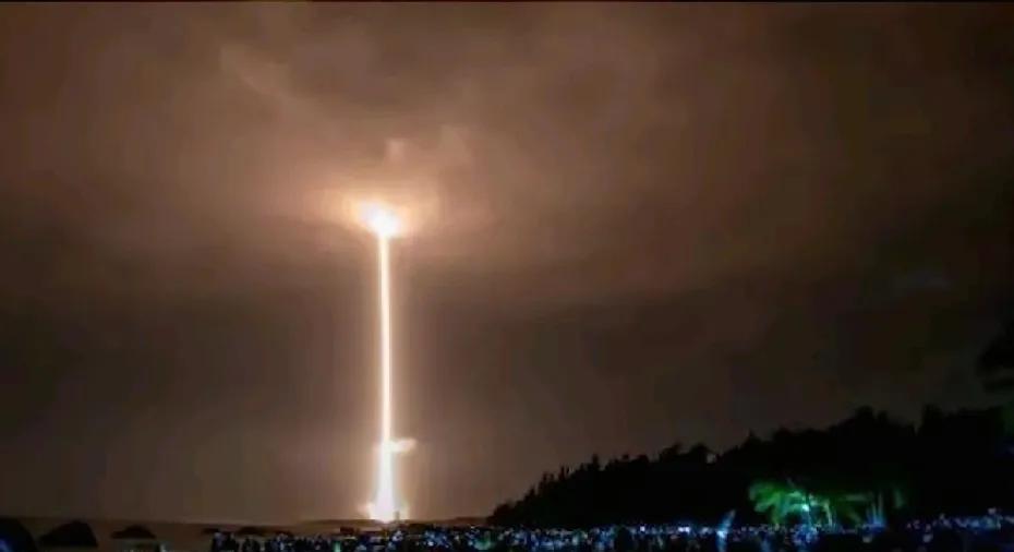 美国即将后悔两件件事情，一是开始研发部署“金穹”太空武器系统，二是公开了“金穹”