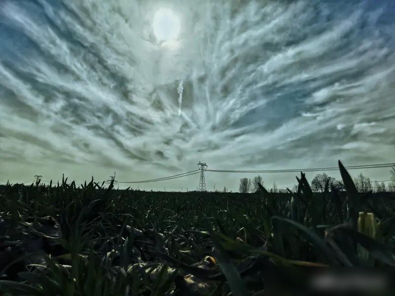 一个能成大事的人，他给你的直觉，就是这个人跟其他人不同。能成大事的人，确实自带一