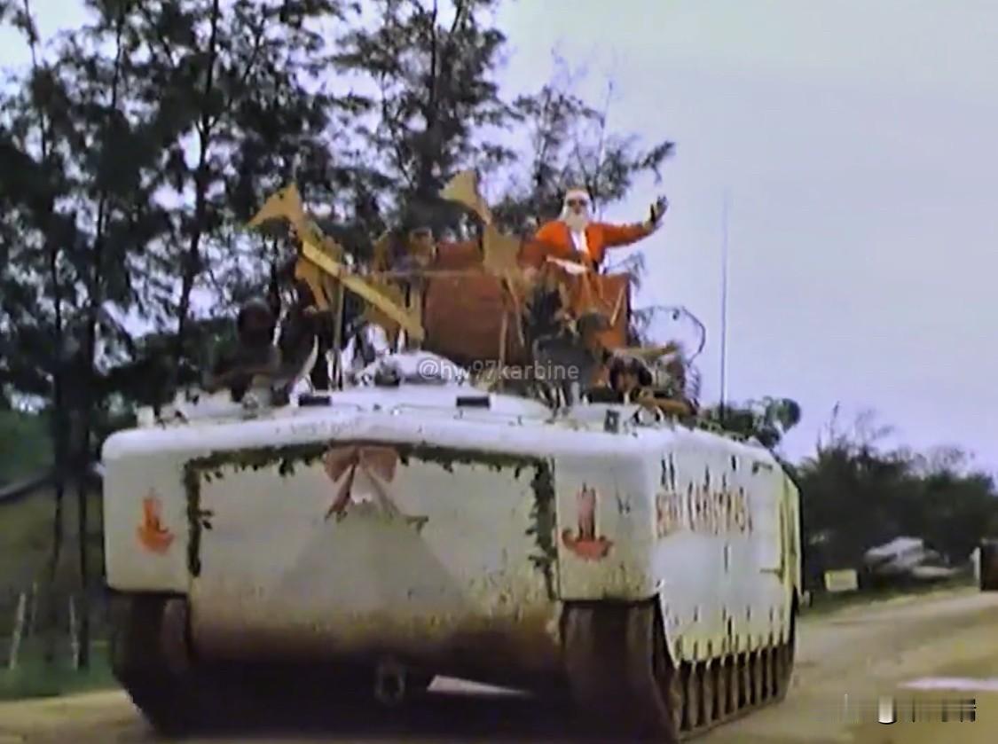 1965年12月21日，在越南南部的韩江（HanRiver）附近，靠近岘港（