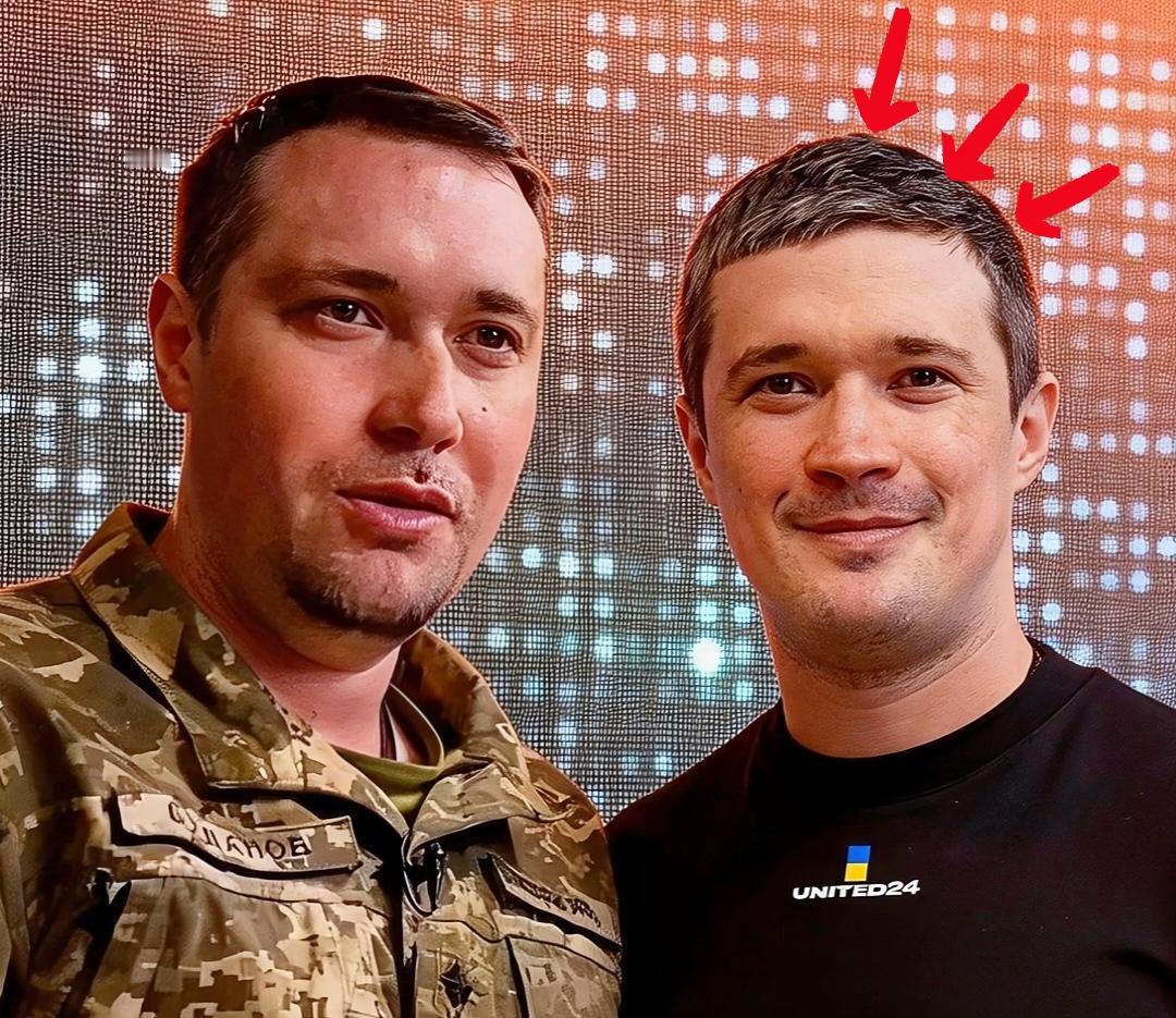 真不敢信，乌克兰这仗打得越来越有“赛博朋克”那味儿了。一个35岁的程序员，