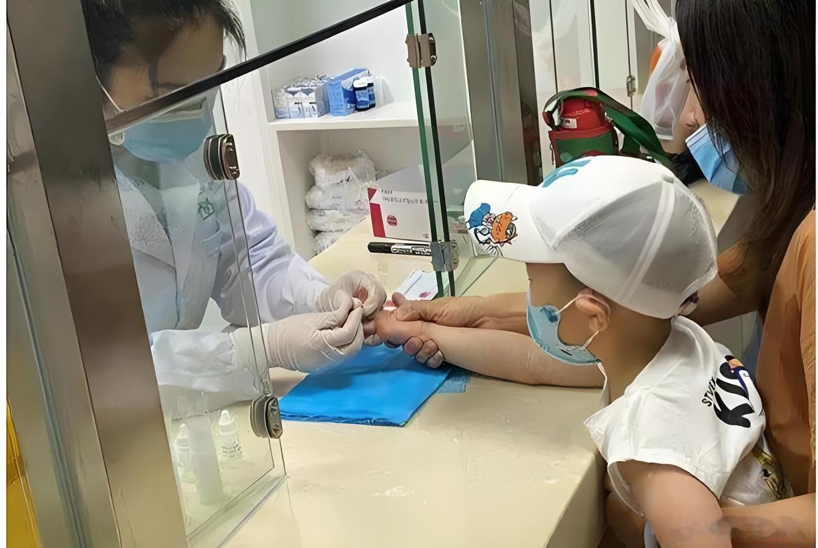 有人说，如果国家强制亲子鉴定可否打破猜疑链，提升生育率？我说实话，亲子鉴定这玩意
