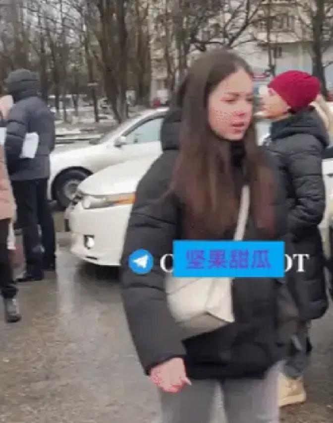 敖德萨人在零下停电的街头堵路，这真只是情绪失控吗？据当地媒体统计，近期敖德