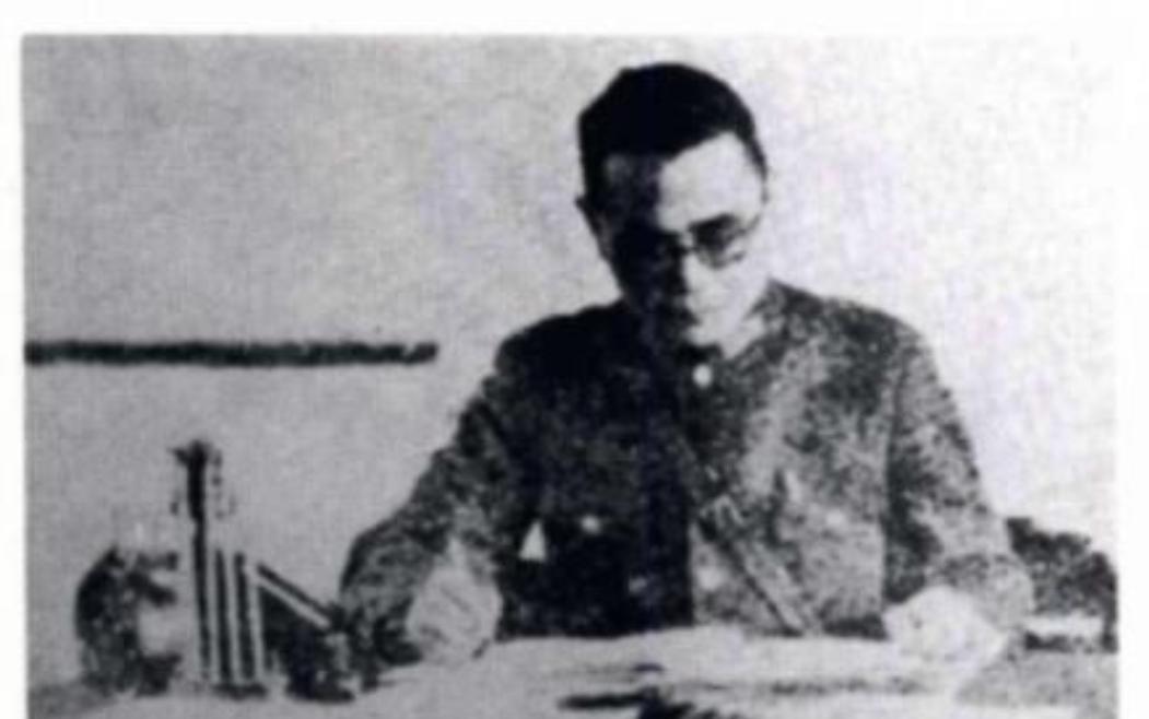 1949年，川军将领潘文华在起义前，发现枕边人七姨太每天都悄咪咪的，有次