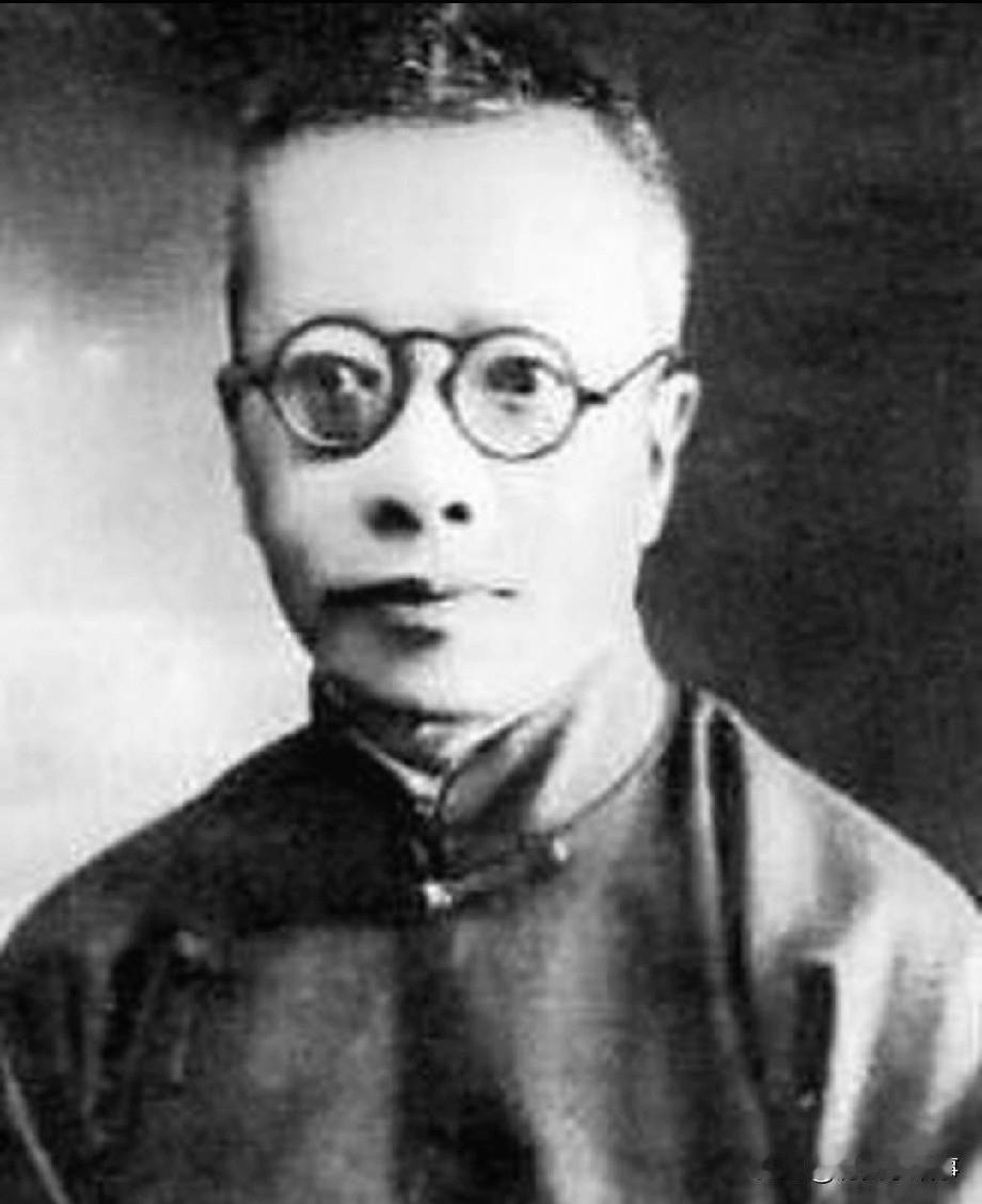 1906年，钱玄同的新婚之夜，他坐在床头冷冷的对妻子徐婠贞说道：