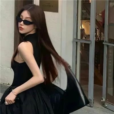 𝑮𝒐𝒐𝒅☻⛅合不来就别硬凑， 谁也不是人民币，做不到人人喜欢。但你要记