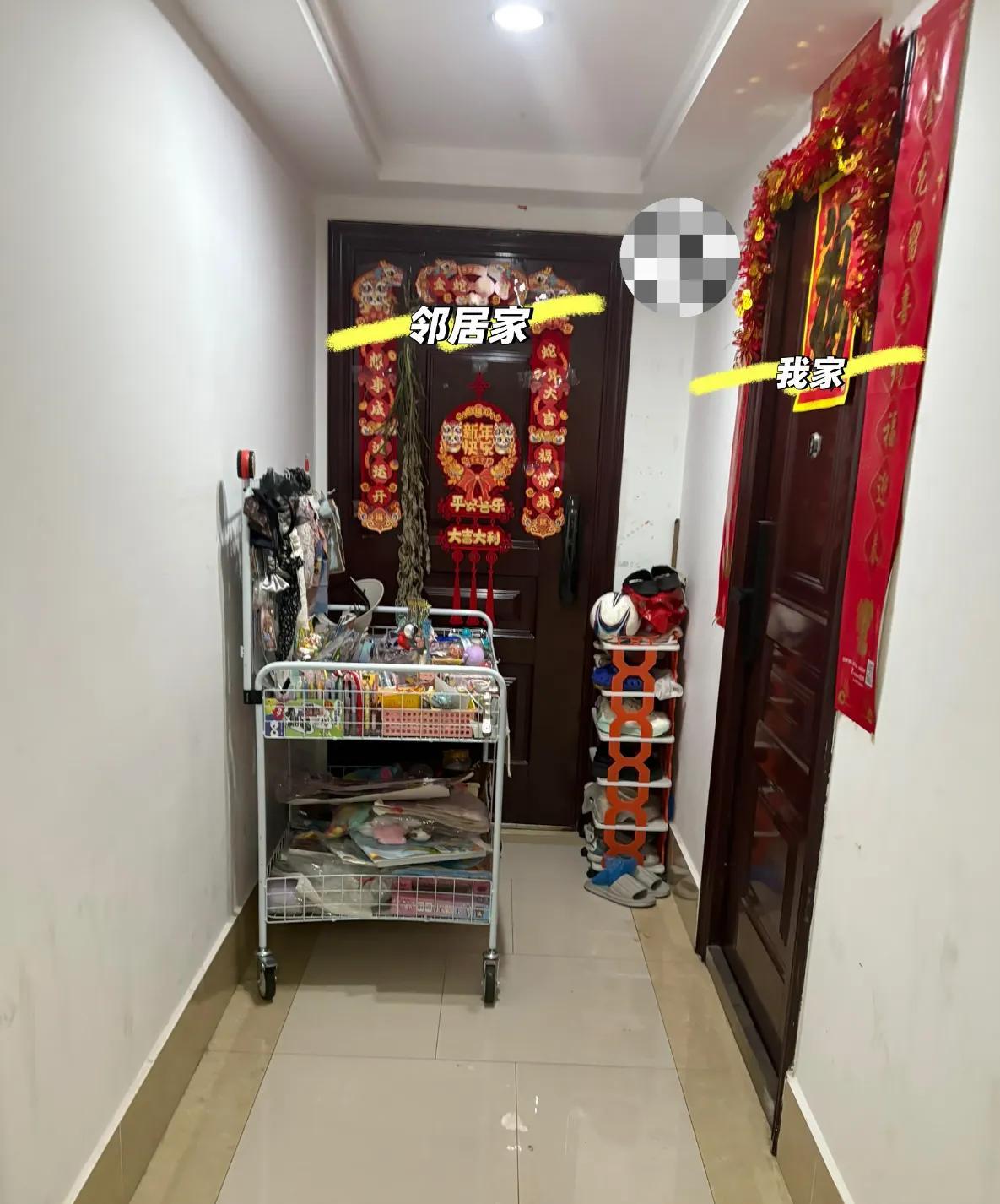 这种情况怎么办，物业说需要业主自己协调[捂脸哭]