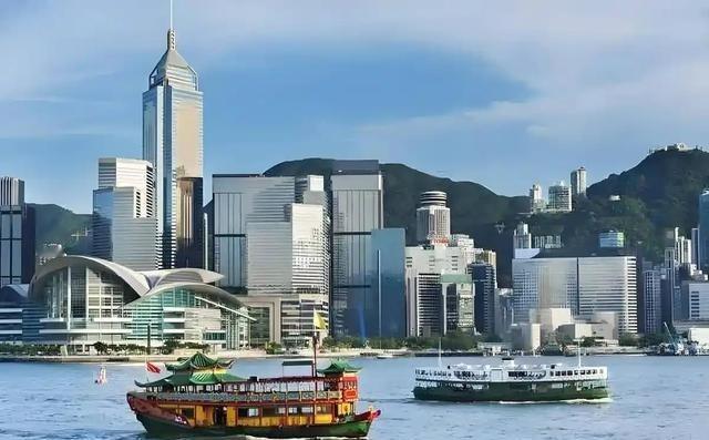 香港不是寸土寸金吗，那为什么不大规模开发新界？原因很简单，因为地方势力太负责，香