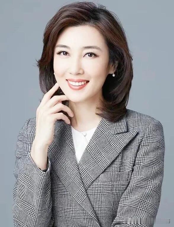 李红、李丹儿、李修平、李思思、李杨薇等7位主持人里，你觉得她们谁的颜值最高，谁的
