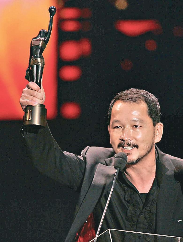 [点赞]性学专家李银河说得很通透：“说实话，人一旦死了，他生前穿的衣服，戴的手