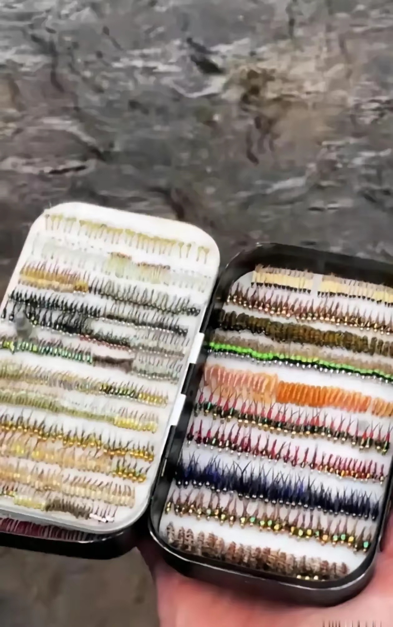 大爷退休金没上万，还真不敢这么玩！