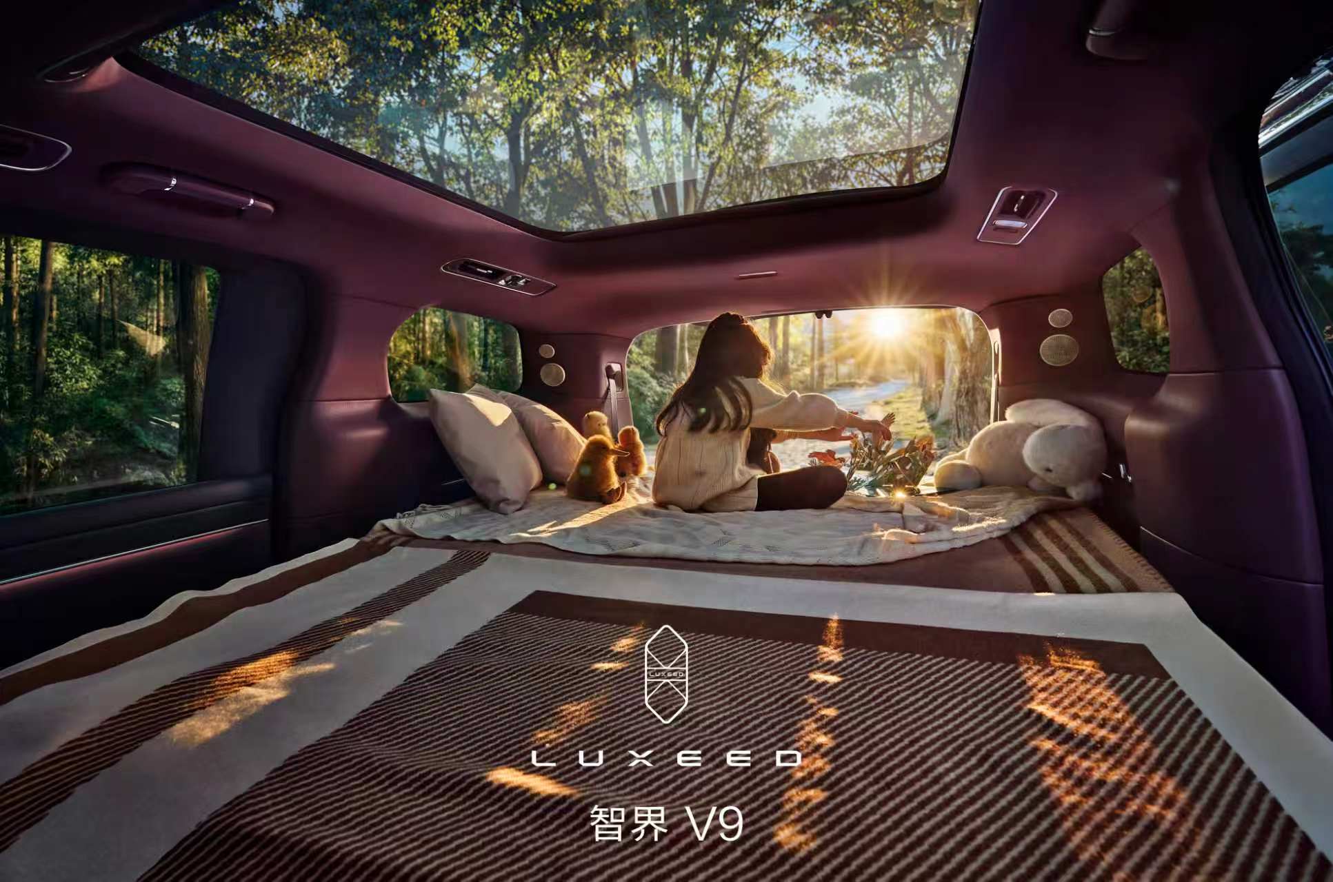 一场盲测，让智界V9成了全网热议的“舒适天花板”。