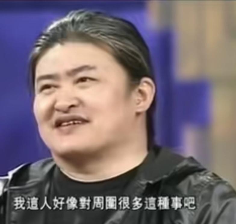 “当时应该很多女孩追你吧”当鲁豫采访刘欢的时候问他，没想到刘欢的回答爆料了另一