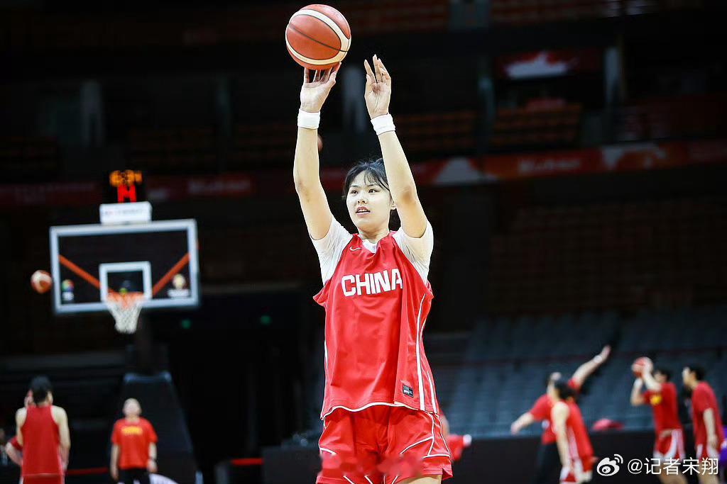 WNBA飞翼队与李月汝签订资质报价合同韩旭想继续挑战WNBA文/宋翔9日，WNB