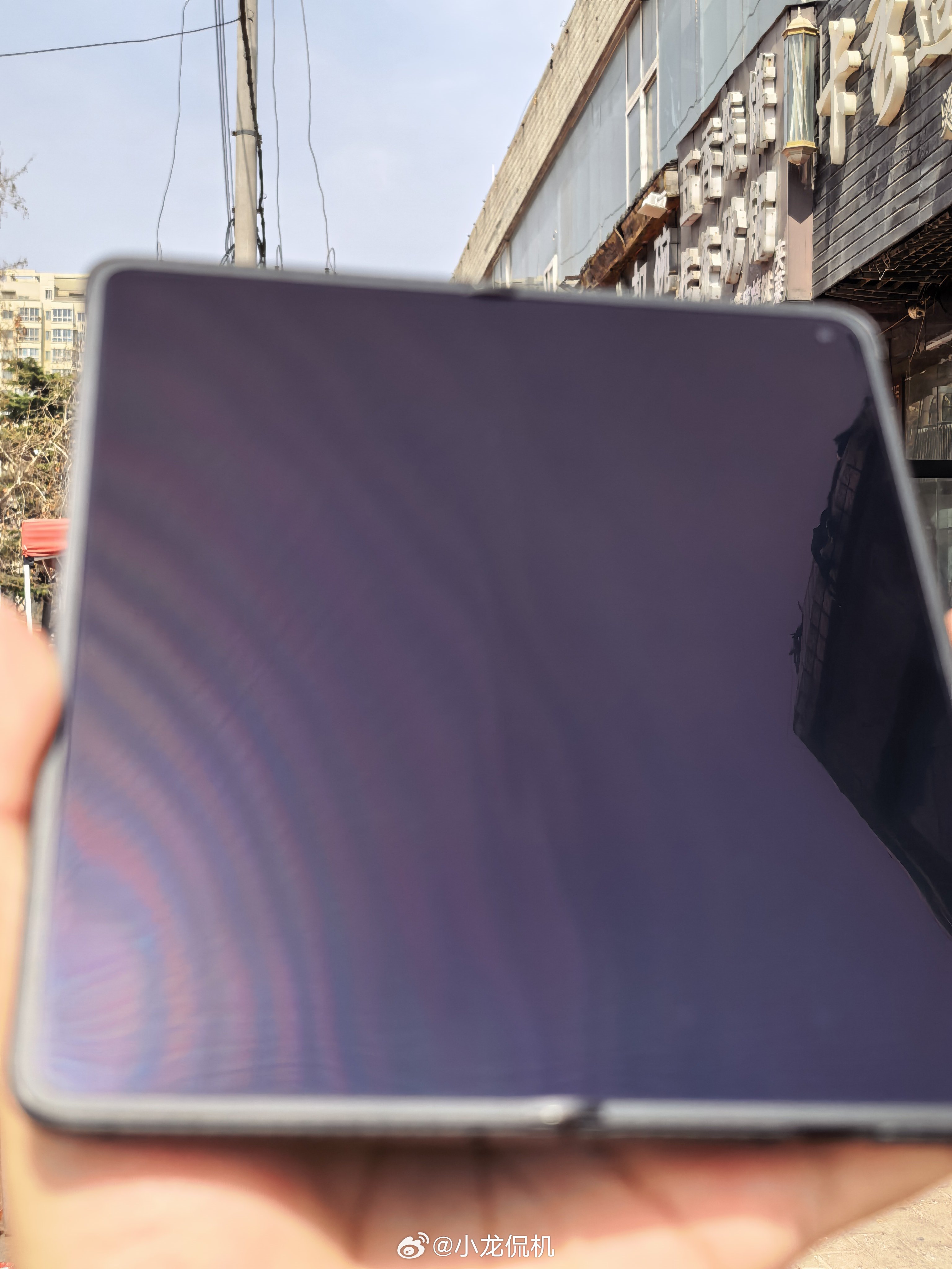 OPPOFindN6这次真不是吹的，不愧是德国莱茵认证的全球最平整折叠手机。