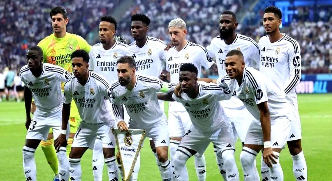 皇马主场一比二输给拜仁，连续不败的纪录彻底作废。凯恩不仅进了球，还用全能