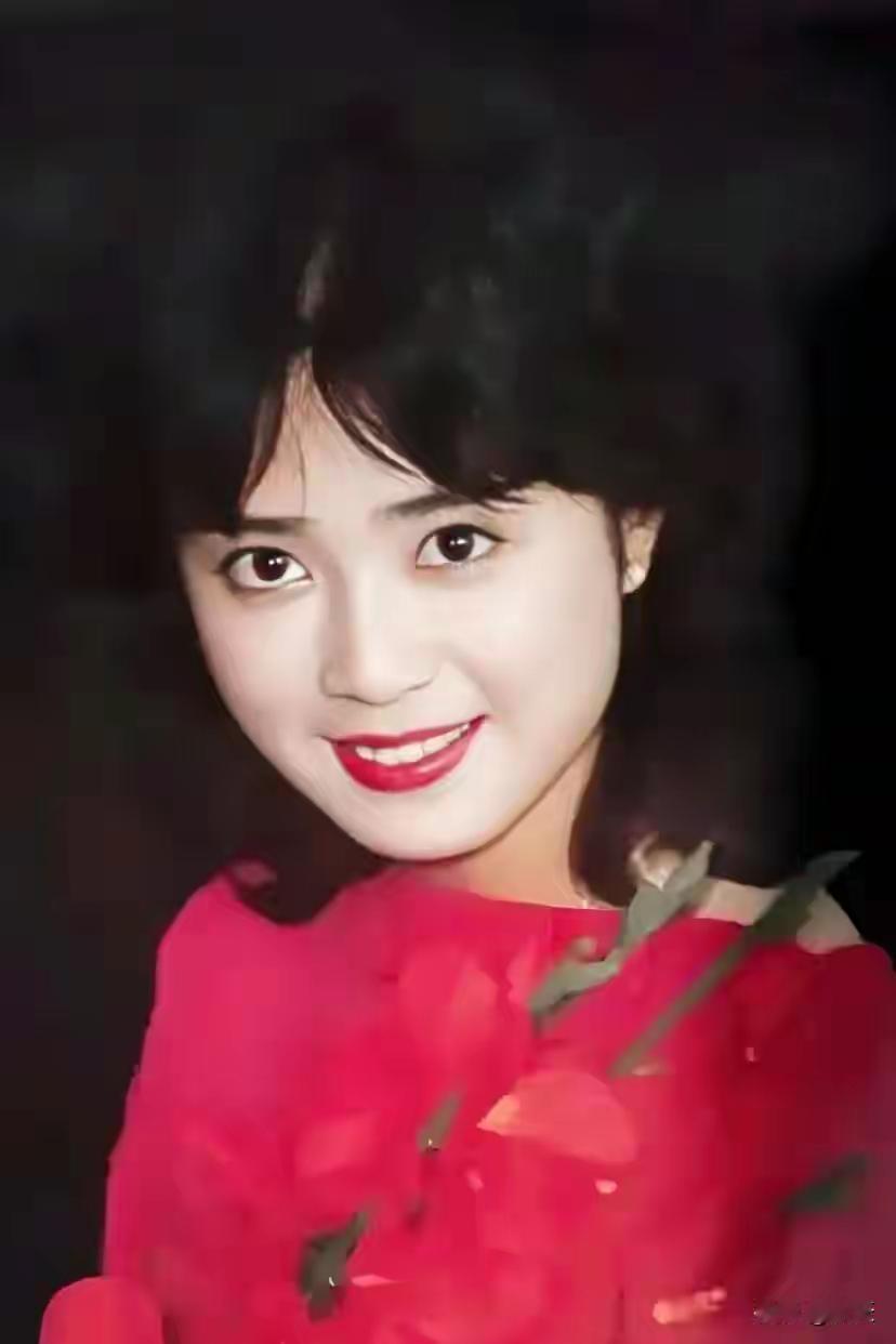 傅艺伟——古典美女！