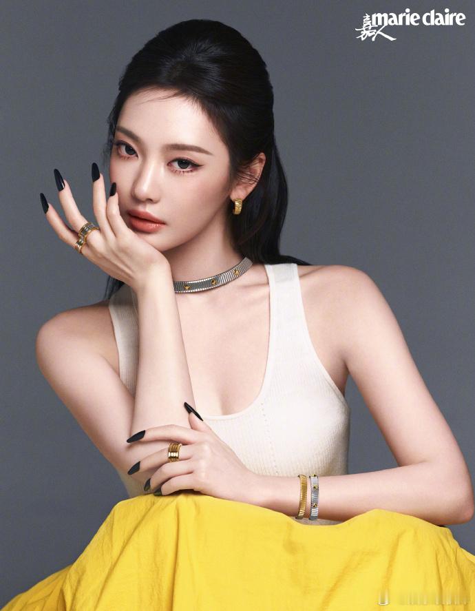 宁艺卓这几张美到可以直接投地广的程度宁艺卓好适合大屏的一张脸宁艺卓嘉人五月刊封面